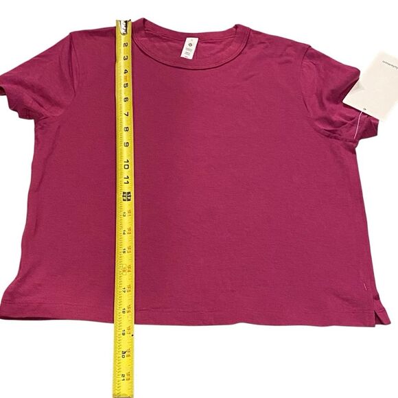 Lululemon‎ 2 Classic Fit Cotton Blend T-Shirt
Magenta Purple Boxy Basic New - Picture 8 of 11